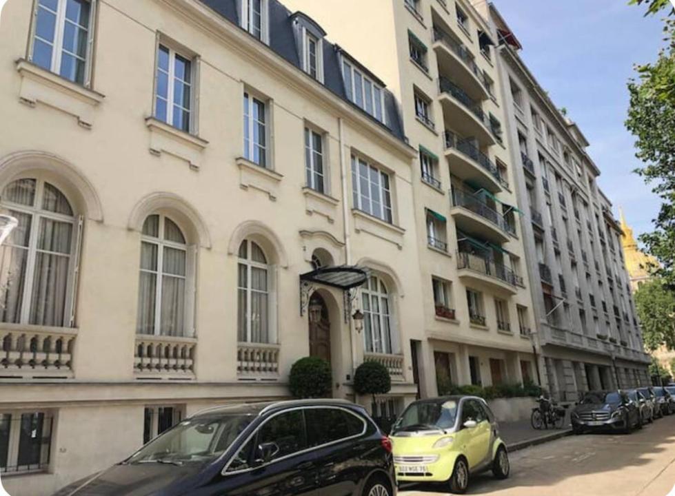 Tour Eiffel Invalides 7e G Appartement